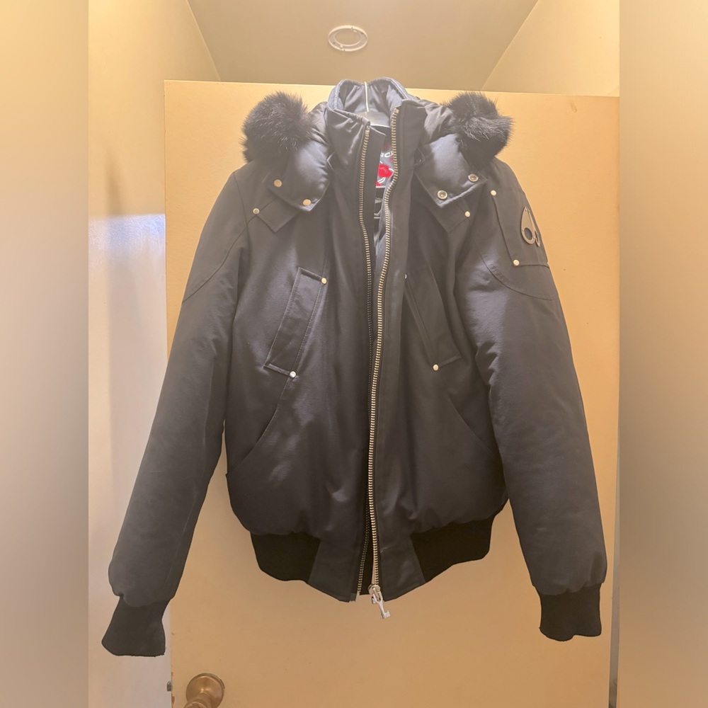 Authentic Moose Knuckles Men’s Bomber Jacket size medium